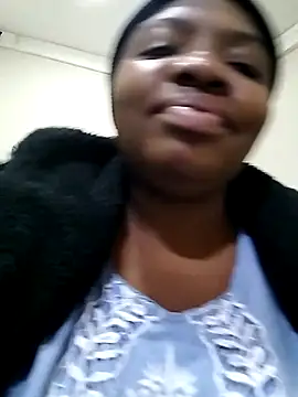 VoluptuousXX5 online show from November 11, 7:52 am