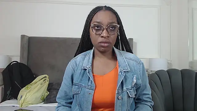 NatashaSilver online show from October 18, 1:01 pm