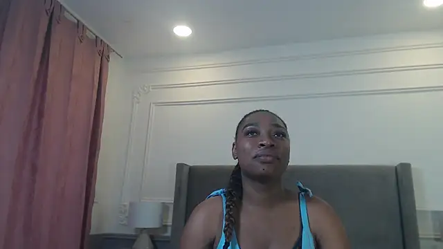 NatashaSilver online show from December 22, 1:41 pm