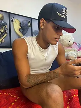 Snapshot of Nick_Jackson_ chatting on February 26, 5:17 am Nick Jackson online show from February 26, 5:17 am