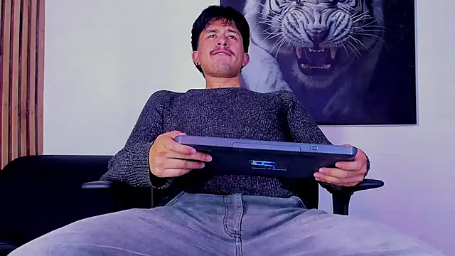 DimitriDeluxe online show from September 13, 7:13 pm