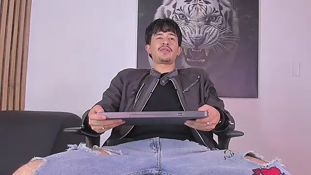 DimitriDeluxe online show from September 26, 9:41 pm