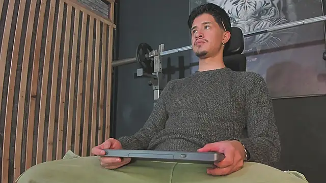 DimitriDeluxe online show from November 26, 7:37 pm