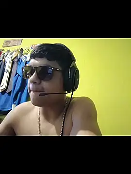 Snapshot of juanfritaa21 chatting on October 23, 2:55 am juanfritaa21 online show from October 23, 2:55 am
