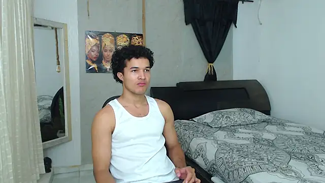 Snapshot of fire_drako chatting on September 11, 4:12 am fire drako online show from September 11, 4:12 am