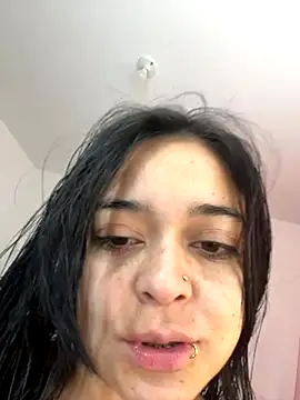 Emily Rivers  online show from November 16, 4:45 pm