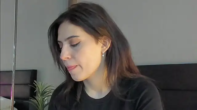 Forever Smiler online show from October 11, 9:08 am