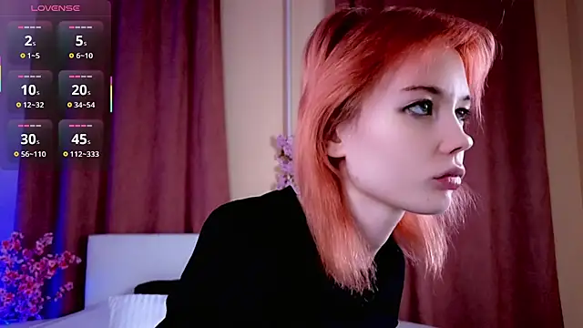 Kiara Dream online show from March 15, 10:05 pm