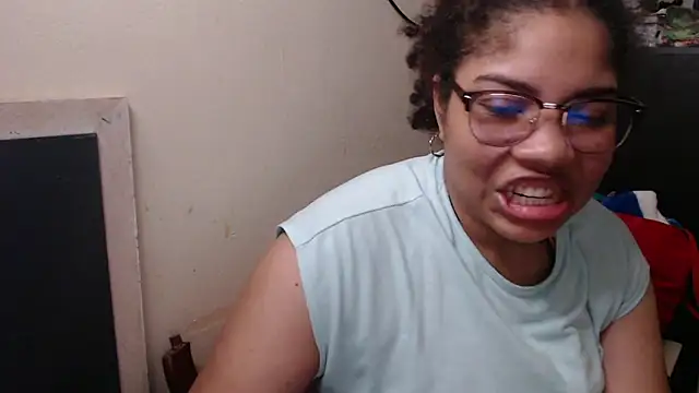 madelene online show from February 21, 1:44 am