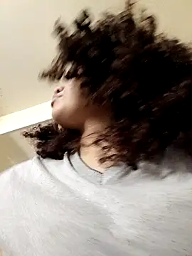 madelene online show from September 19, 3:41 am