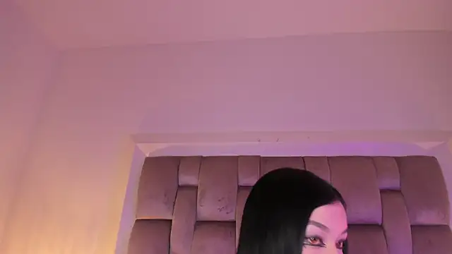 Snapshot of Dannika07 chatting on May 5, 3:36 am Dannika07 online show from May 5, 3:36 am