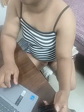 Snapshot of Rushali_69 chatting on June 30, 6:25 am Rushali 69 online show from June 30, 6:25 am