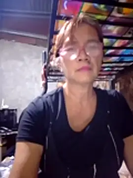 SexyHottMom online show from February 24, 8:01 am