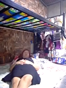 Snapshot of SexyHottMom chatting on March 13, 2:23 pm SexyHottMom online show from March 13, 2:23 pm