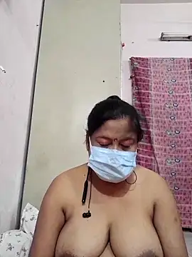 mature mimi online show from March 31, 6:30 pm