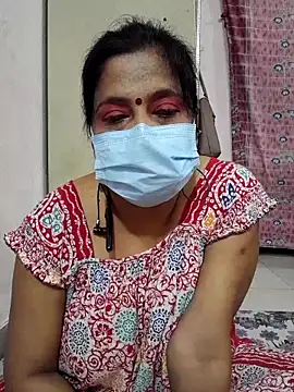 mature mimi online show from April 3, 5:55 pm