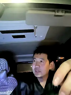 huanhuanaaaaa online show from March 25, 1:06 pm