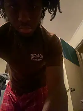 Snapshot of ThickDic28 chatting on September 9, 1:16 am ThickDic28 online show from September 9, 1:16 am