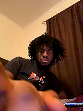 Snapshot of ThickDic28 chatting on September 12, 12:22 am ThickDic28 online show from September 12, 12:22 am