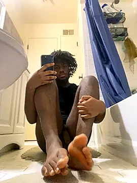 Snapshot of ThickDic28 chatting on October 28, 11:18 pm ThickDic28 online show from October 28, 11:18 pm