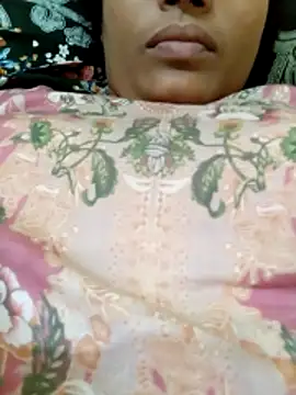 Rose-luckey online show from April 5, 6:43 am