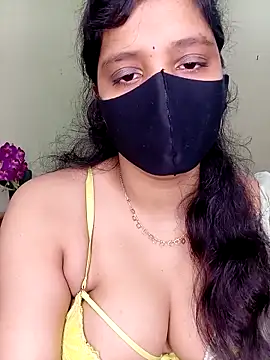 Snapshot of Rose-luckey chatting on May 3, 2:01 pm Rose-luckey online show from May 3, 2:01 pm