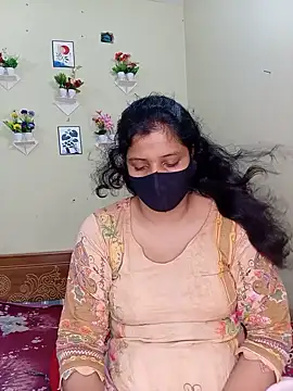 Snapshot of Rose-luckey chatting on June 24, 12:59 pm Rose-luckey online show from June 24, 12:59 pm