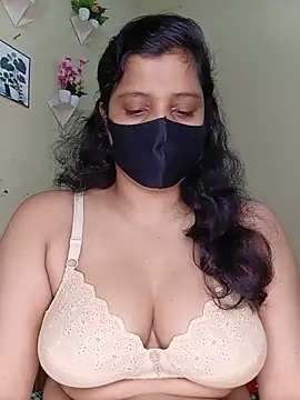 Snapshot of Rose-luckey chatting on July 18, 7:06 pm Rose-luckey online show from July 18, 7:06 pm