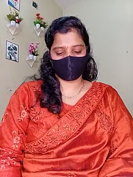 Snapshot of Rose-luckey chatting on July 19, 8:01 pm Rose-luckey online show from July 19, 8:01 pm