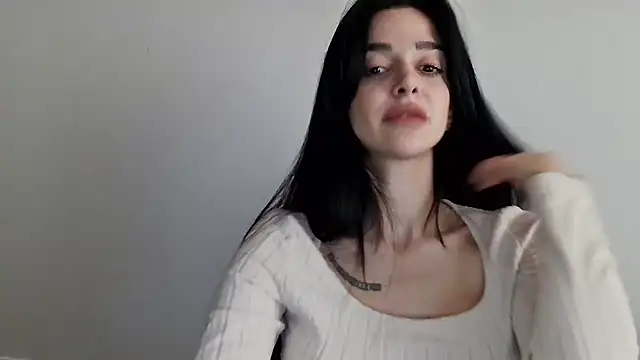 Snapshot of gglingeriee chatting on January 12, 11:37 am gglingeriee online show from January 12, 11:37 am