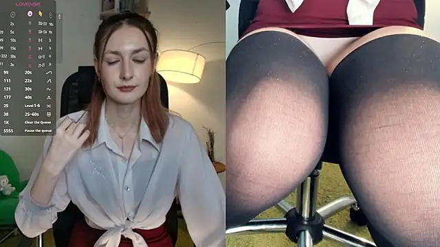 Snapshot of EasterBlink chatting on February 20, 2:28 pm EasterBlink online show from February 20, 2:28 pm