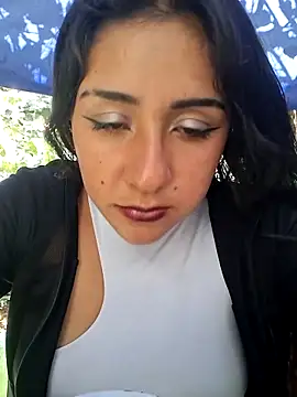 Snapshot of CAROLINE__07 chatting on September 25, 4:21 pm CAROLINE 07 online show from September 25, 4:21 pm