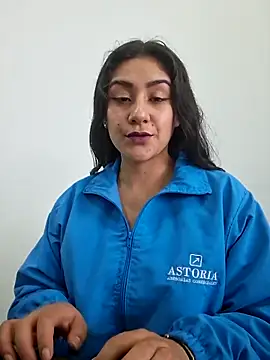 CAROLINE  07 online show from November 22, 2:05 pm