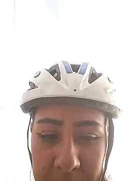 CAROLINE  07 online show from March 7, 12:24 pm