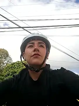 CAROLINE  07 online show from March 22, 1:03 pm