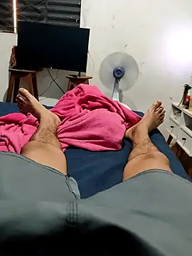 Snapshot of Lukas20cm-98 chatting on October 24, 12:23 pm Lukas20cm-98 online show from October 24, 12:23 pm