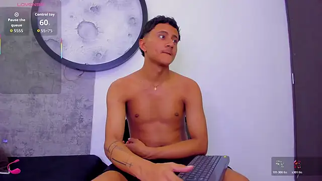  Leohot  online show from March 26, 3:45 am