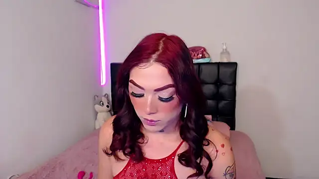 Snapshot of Megan_Gil_ chatting on March 14, 9:09 pm Megan Gil online show from March 14, 9:09 pm