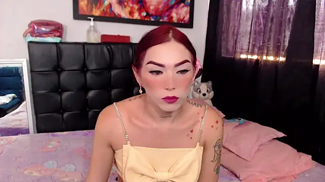 Snapshot of Megan_Gil_ chatting on March 18, 8:01 pm Megan Gil online show from March 18, 8:01 pm