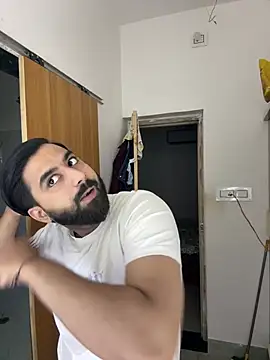 hottestboy03 online show from July 28, 9:26 am