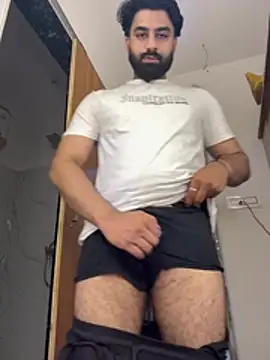 hottestboy03 online show from July 29, 5:27 am
