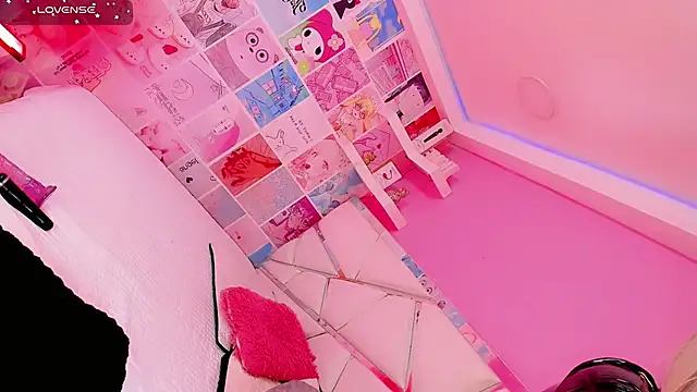 Ariia-janee online show from December 23, 5:05 am