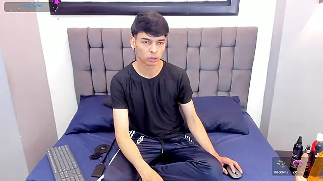 OnlyJos online show from October 1, 8:37 pm