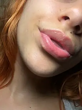 saray marquez online show from November 15, 6:22 am