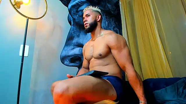 Massimo Cruz online show from October 7, 11:57 pm