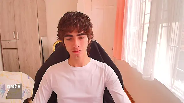 Nude Boy18 online show from September 25, 3:16 pm