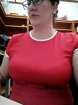 Aisha manzur online show from February 9, 9:08 pm