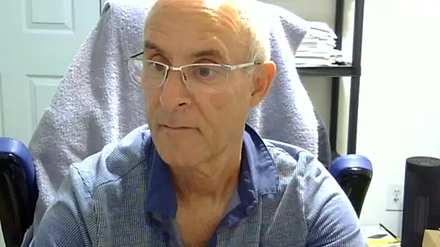 Snapshot of funone1999 chatting on September 25, 6:50 am funone1999 online show from September 25, 6:50 am