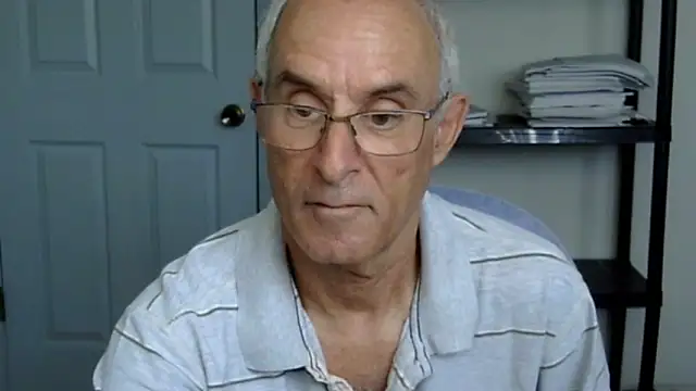 Snapshot of funone1999 chatting on November 17, 8:58 pm funone1999 online show from November 17, 8:58 pm