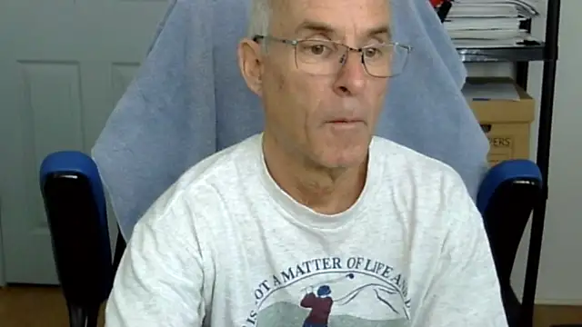 Snapshot of funone1999 chatting on February 25, 6:06 pm funone1999 online show from February 25, 6:06 pm